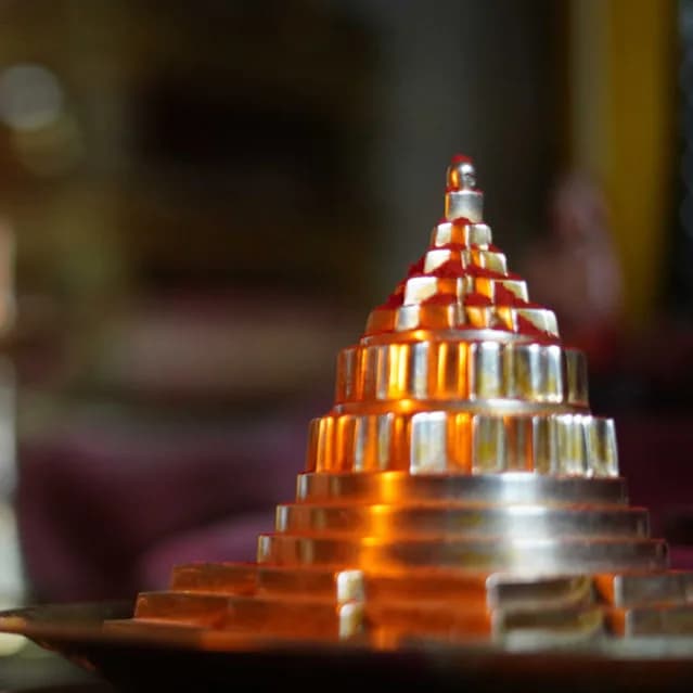 Three-dimensional panchaloha Maha Meru of Shambavi Peetam