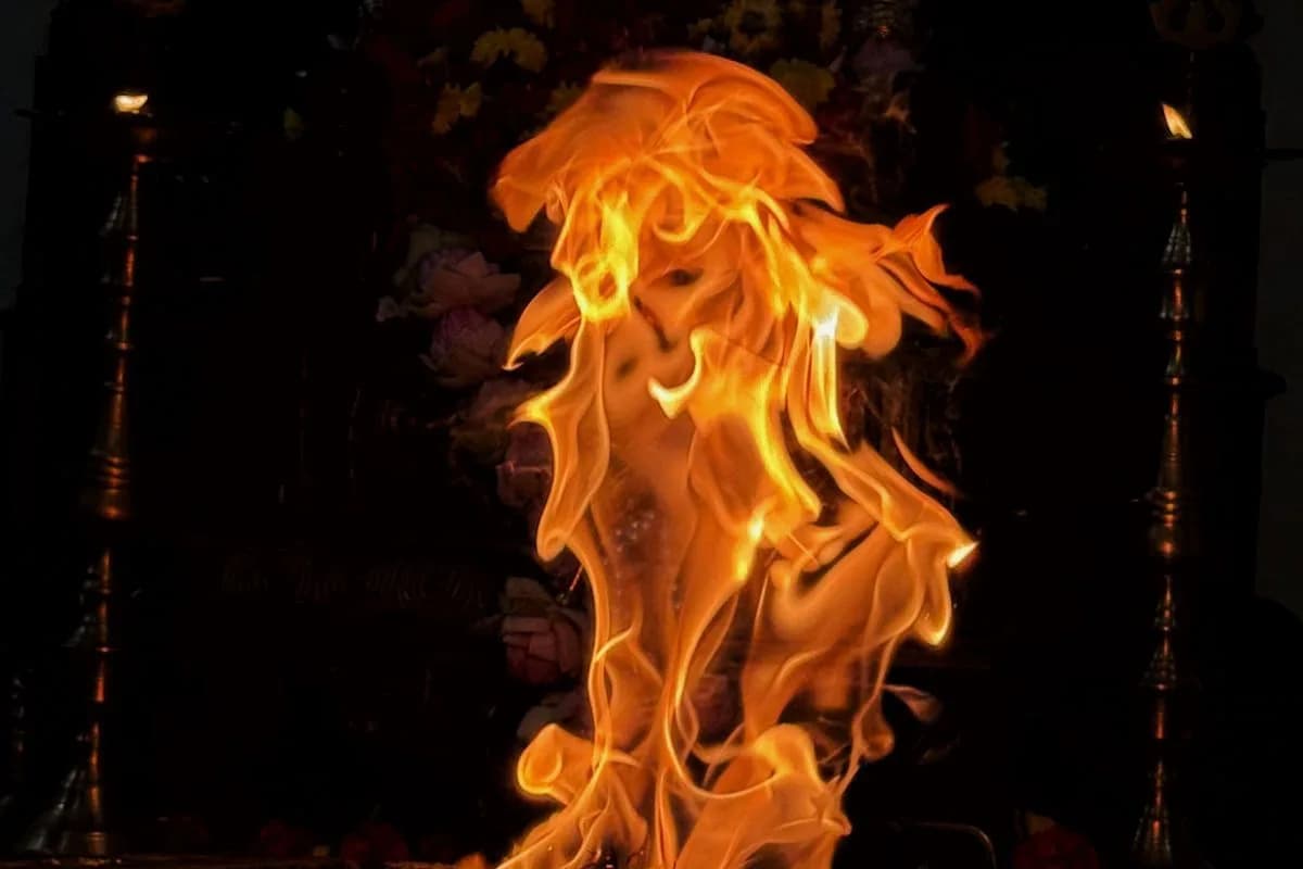 Fire ritual at Shambavi Peetam with the homa kunda fully lit